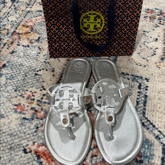 Tory Burch Metallic Silver Thong Sandals - Picture 1 of 4